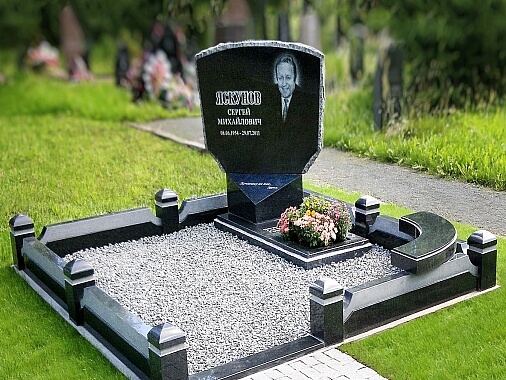 «StellaGranit» изготовление гранитных памятников с установкой под ключ 2