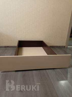 Полутороспальная кровать 0