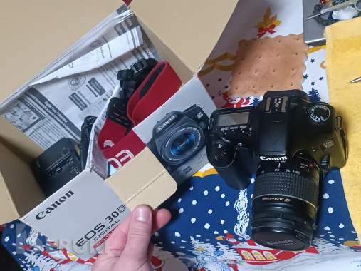 Зеркальный фотоаппарат canon eos 30d kit 18-55 mm 1