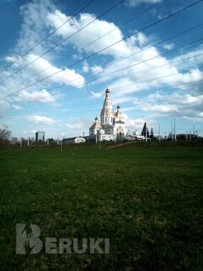 Двухкомнатная квартира рядом метро восток 15