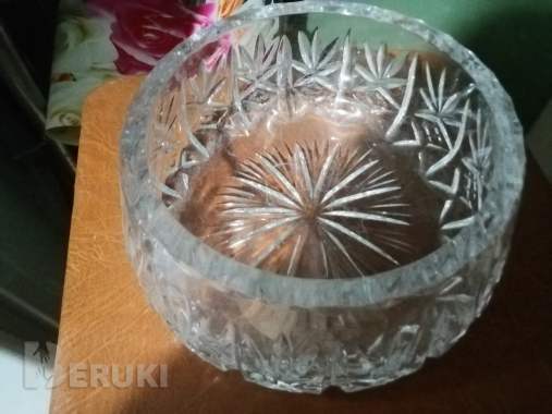 Продам вазу.