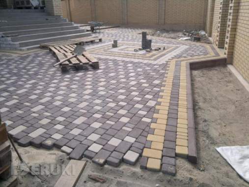 Укладка тротуарной плитки