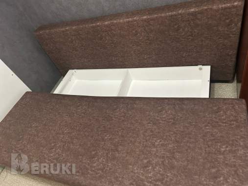 Срочно продам диван 0