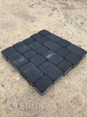 Тротуарная плитка старый город черная 3