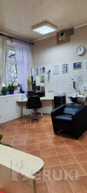 Действующая прибыльная парикмахерская. 2