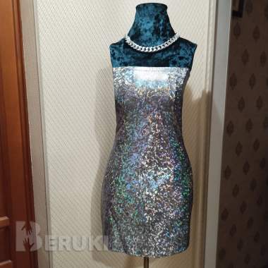 Костюмы,платья ,топы стрип р-р 40-46 11