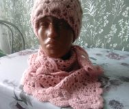 Вязаные шапки, береты, шарфы и другие изделия