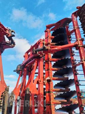 Борона дисковая kverneland 9