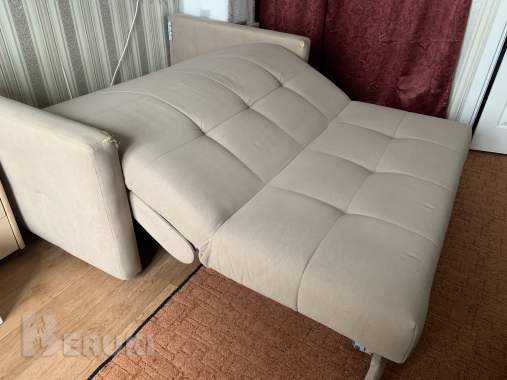 Диванчик б\у 3