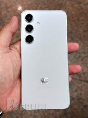 Samsung s24 8/128 gb серый на гарантии 1