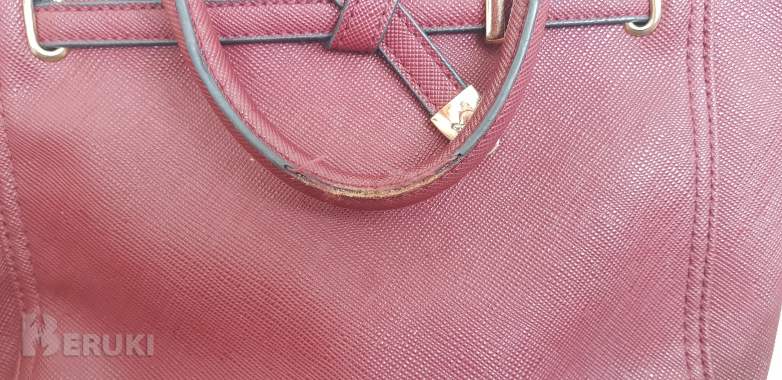 Стильная и практичная сумка carpisa цвета бордо 8