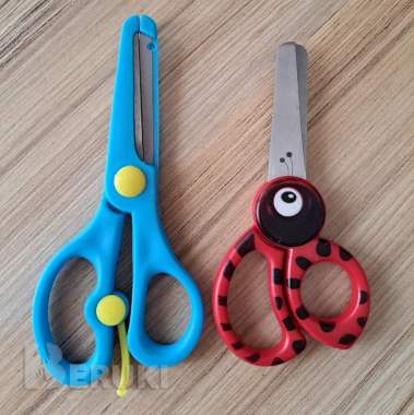 Ножницы детские тупоконечные-2шт, как новые, универсальные 0