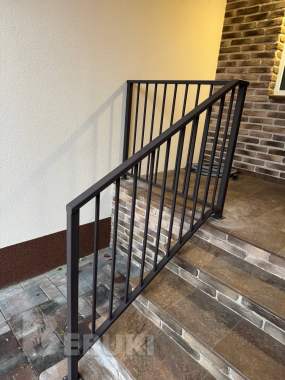 Лестница ограждения ступени 1