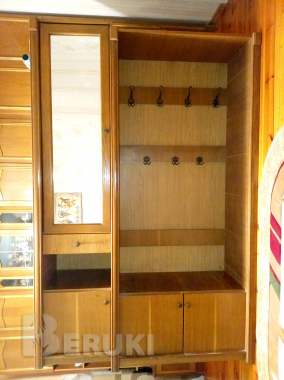 Шкаф для прихожей с зеркалом 0