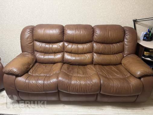 Кожаный диван 1