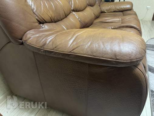 Кожаный диван 3