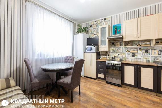 Продается светлая уютная 2-х комнатная квартира 16