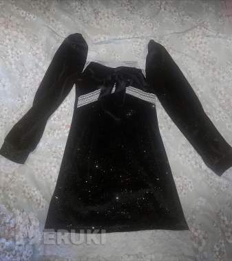 Платье бархатное