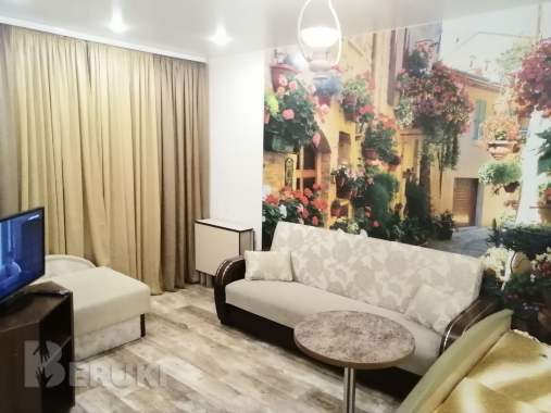 На сутки ,часы 1 комнатная квартира в центре бреста. 1