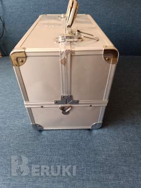 Чемодан для косметики. 1