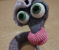 Игрушка змейка в шляпке