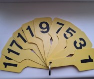 Набор желтый цифр-веера двухстороннего от 1-20 пластиковый, б. У