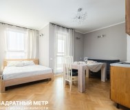 Продается видовая студия с качественным ремонтом в минск-мире, ул. Левина