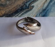 Винтажный браслет-клампер дельфины