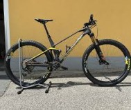 Mondraker f-подиум carbon r