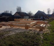 Сруб 6*6 с двумя перерубами и стропильной системой