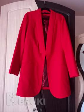 Шикарный пиджак красного, алого цвета. 52 размер. 1