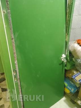 Продам дверь входную 1