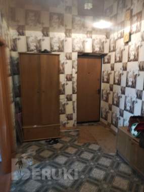 Продам 1/2 долю в 2 комнатной квартире 2