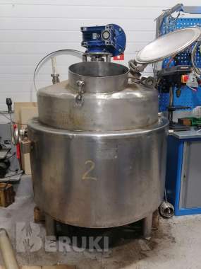 Б/у нержавеющий пищевой котел 600л. 2