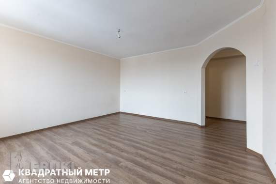 Продажа 2- комнатной квартиры в микр-не зеленый луг 5