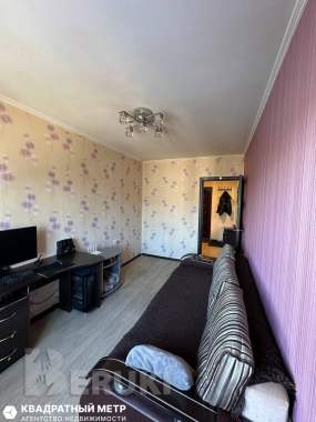 Продается 2-комнатная квартира с ремонтом, метро уручье 2