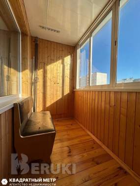 Продается 2-комнатная квартира с ремонтом, метро уручье 18