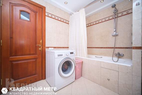 Продается 3-х комнатная квартира, в 4 минутах ходьбы от метро кунцевщина. 28