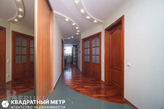 Продается 3-х комнатная квартира, в 4 минутах ходьбы от метро кунцевщина. 30