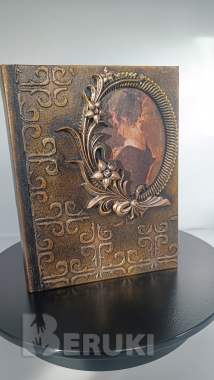 Недатированный ежедневник в подарочном оформлении 0