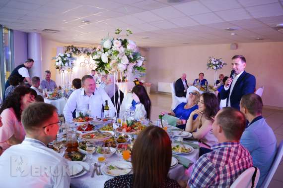 Ведущий- тамада на праздник 1