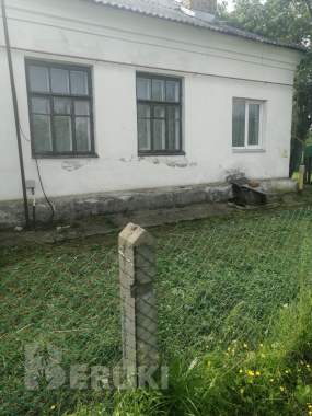 Продаю 2-х комн квартиру с газовым отоплением 250м жд вокзал 0