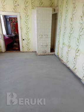 Продаю 2-х комн квартиру с газовым отоплением 250м жд вокзал 5