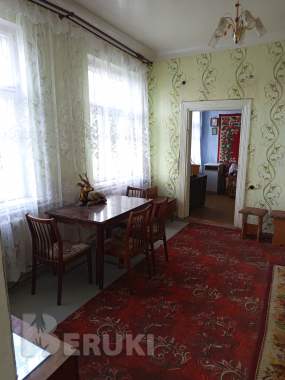 Продаю 2-х комн квартиру с газовым отоплением 250м жд вокзал 8