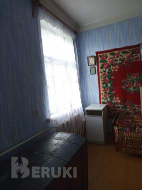 Продаю 2-х комн квартиру с газовым отоплением 250м жд вокзал 14