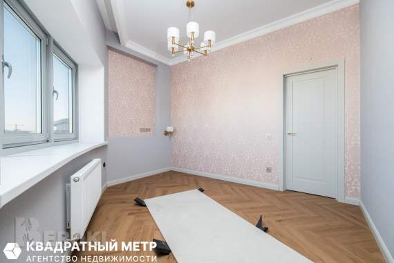 3-комнатная квартира, просп. Дзержинского 18