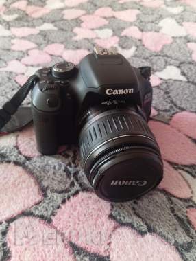 Продам фотоаппарат canon 600d 18-55 kit 1