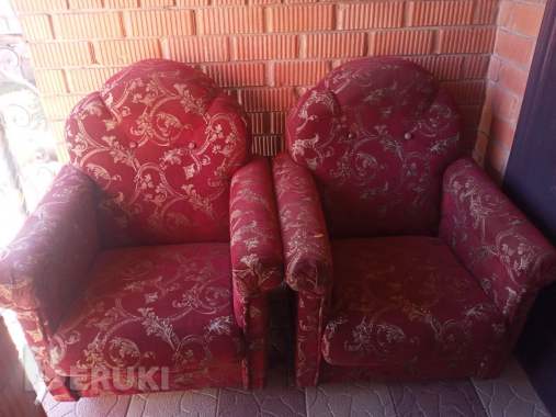 Продам 2 кресла (возможен торг) 0