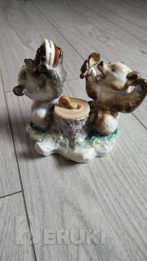 Фарфоровая статуэтка «мишки сладкоежки» 0