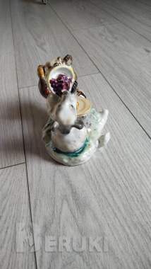 Фарфоровая статуэтка «мишки сладкоежки» 4